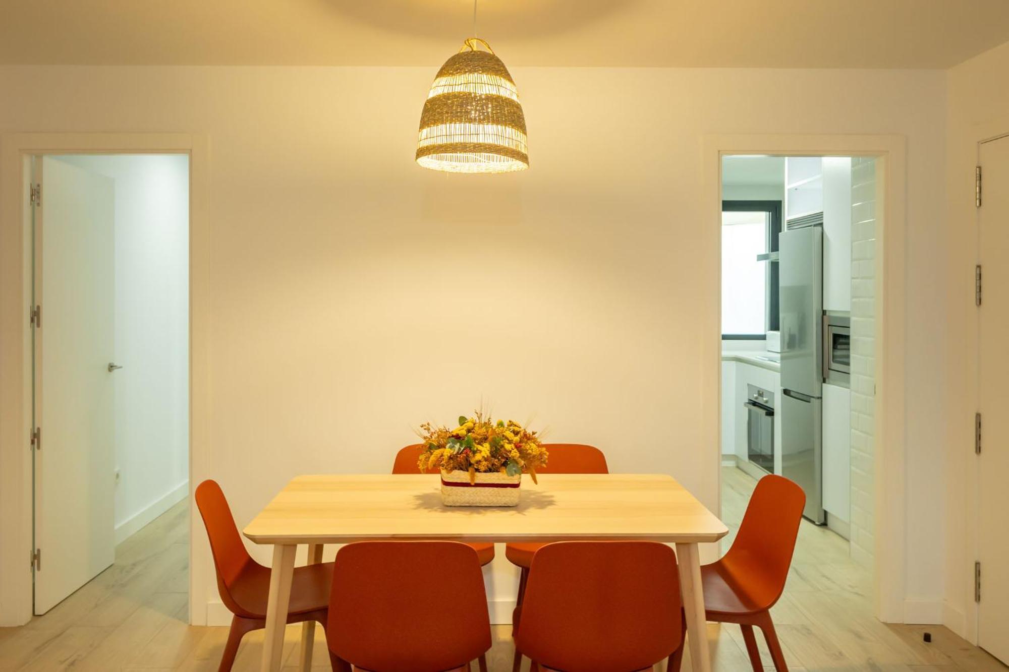 Charming 2 Bedroom By Torre Del Oro By Ocityzen * Siviglia
